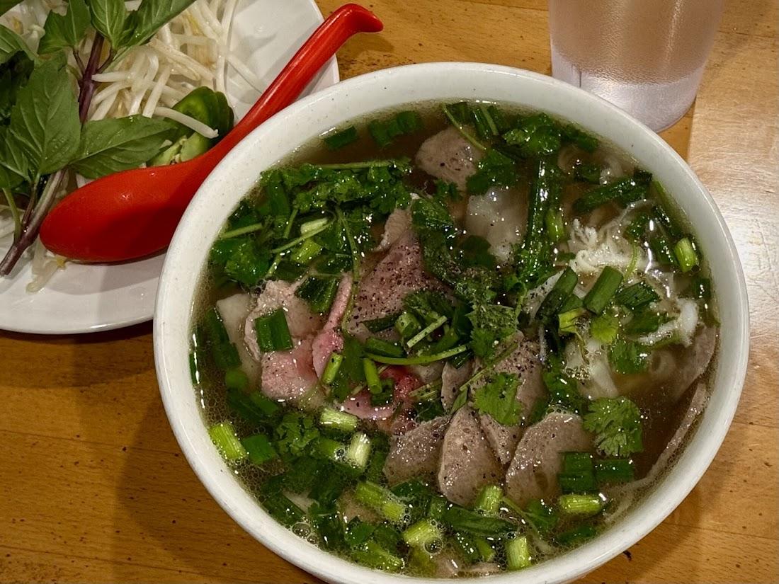 Pho Na ( Saigon Rendezvous)